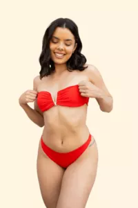 Conjunto de baño Ibiza Top y braguita roja