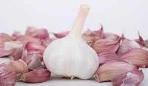 Ajo en ristra / Ajo en caja