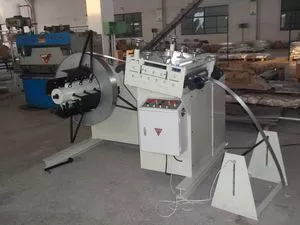 路2型1开卷机、矫直机