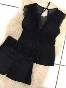 SHORT DOLL EM LIGANETE E RENDA