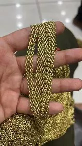 Heart-shaped leaf chain