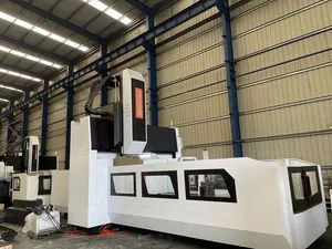 Fresadora de pórtico CNC 