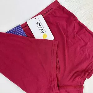 Os boxers masculinos estão disponíveis em tamanhos grandes e são...