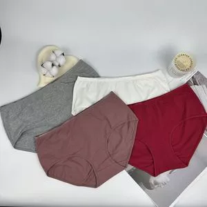 Roupa interior plus size para mulher do dia-a-dia