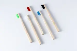 Cepillo de dientes de bambú con mango engrosado ZKHQB-006A