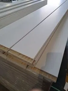 Batente de Pinus Finger Joint