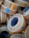 Rollos de cinta adhesiva