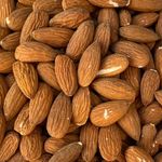 Amêndoas ricas em proteínas, frutas...